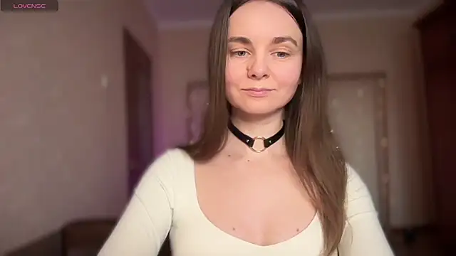 lanaloulou online show from April 27, 12:14 pm