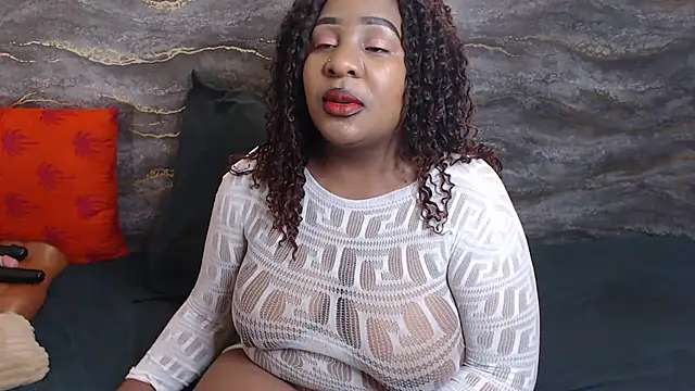 Snapshot of SexcCoCoxxxx chatting on June 20, 2:14 am SexcCoCoxxxx online show from June 20, 2:14 am