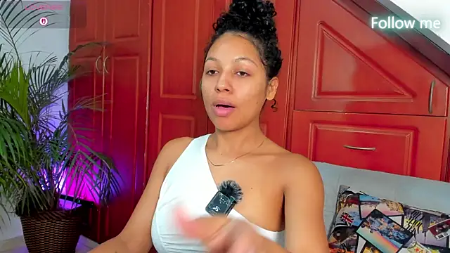 Snapshot of Sasha_rd chatting on May 25, 1:17 pm Sasha rd online show from May 25, 1:17 pm