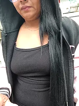 Ariana Rodriguez online show from January 31, 7:11 pm