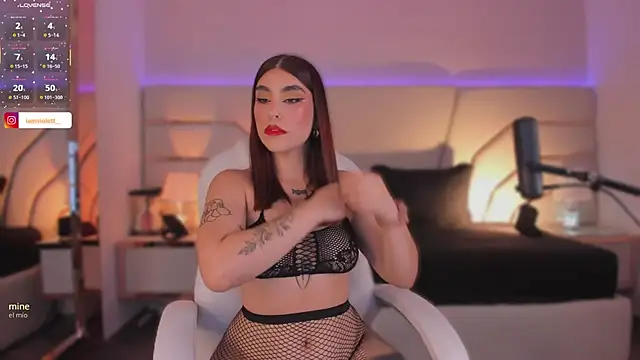 Snapshot of Violeta-Marquez chatting on October 7, 11:40 am Violeta-Marquez online show from October 7, 11:40 am