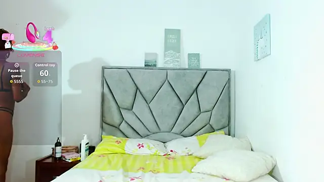 leslybrown online show from November 15, 8:38 pm