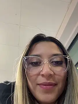 Isabella Varella online show from September 13, 1:27 am