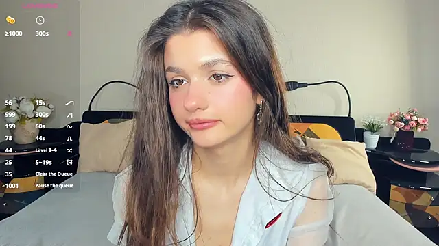 CathrynCovil online show from June 7, 1:59 pm