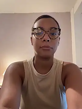 Snapshot of Melia_Rayne chatting on September 17, 6:37 am Melia Rayne online show from September 17, 6:37 am