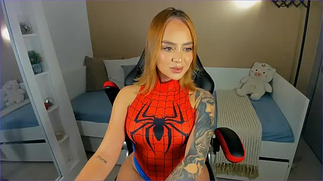 ValentinaMilann online show from October 5, 12:31 am