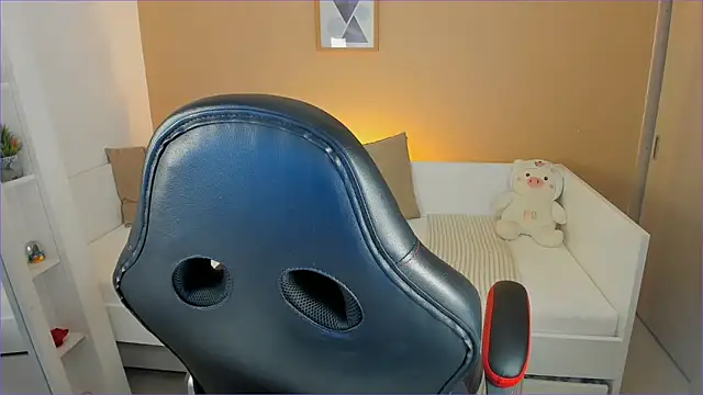 ValentinaMilann online show from February 5, 12:26 am