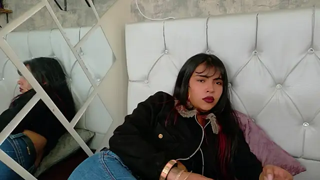 Snapshot of Devil_AliceXo chatting on July 22, 9:06 pm Devil AliceXo online show from July 22, 9:06 pm
