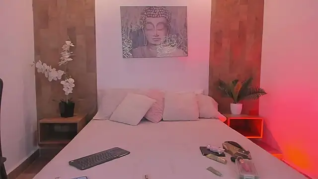 isabella winkler online show from March 14, 11:04 am