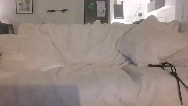 Valentinette online show from January 9, 8:10 pm