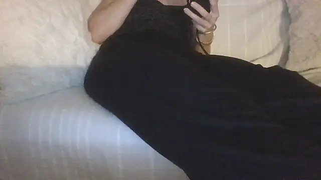 Valentinette online show from April 22, 8:21 pm
