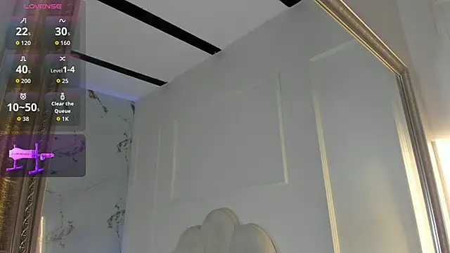 Snapshot of Candaceoweens chatting on November 26, 3:40 am Candaceoweens online show from November 26, 3:40 am