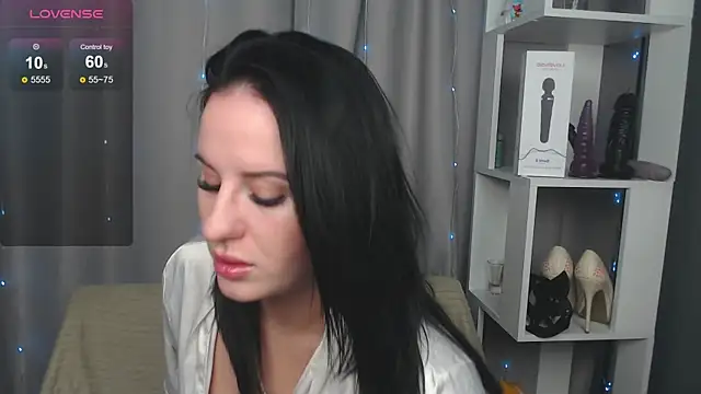 JuliyaMayss online show from October 14, 12:11 am
