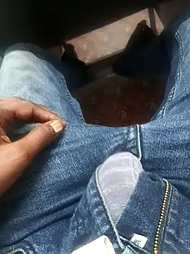 Snapshot of Tn_localboy69 chatting on March 12, 4:35 pm Tn localboy69 online show from March 12, 4:35 pm