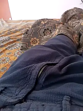 Snapshot of Tn_localboy69 chatting on March 15, 10:35 am Tn localboy69 online show from March 15, 10:35 am