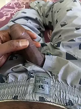 Snapshot of Tn_localboy69 chatting on September 29, 2:16 am Tn localboy69 online show from September 29, 2:16 am