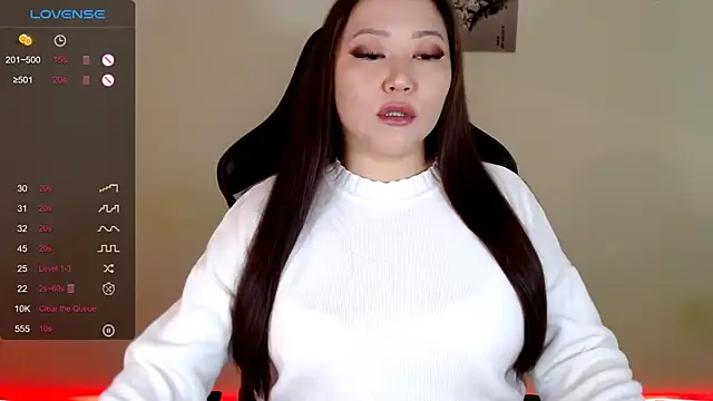 Snapshot of LisaAsianFlower chatting on May 14, 2:51 am LisaAsianFlower online show from May 14, 2:51 am
