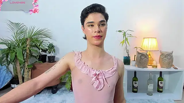 Snapshot of juanes_puthee chatting on February 22, 3:18 am juanes puthee online show from February 22, 3:18 am