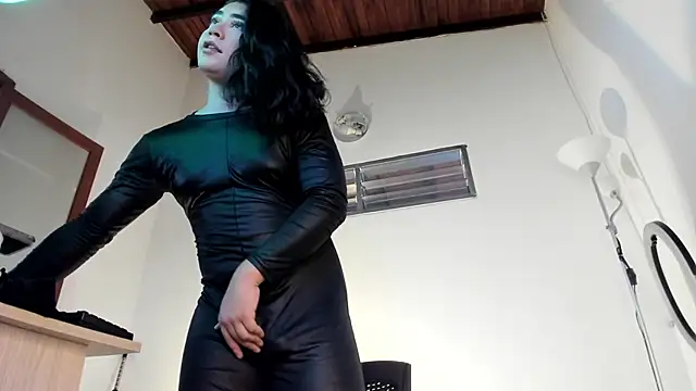 Snapshot of suprasexyjohn_ chatting on July 30, 8:30 pm suprasexyjohn online show from July 30, 8:30 pm