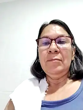 victoria wayne online show from May 3, 9:04 am