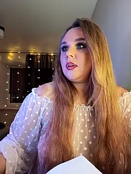 Juicy PeachLux online show from December 18, 5:08 pm