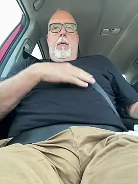 Snapshot of superbearboss chatting on July 21, 5:15 pm superbearboss online show from July 21, 5:15 pm