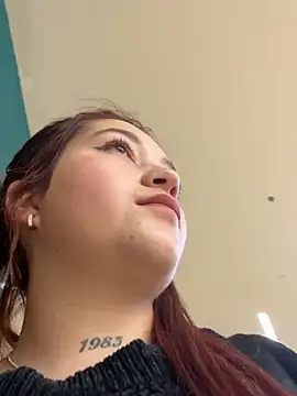Snapshot of Karina_Leon chatting on May 9, 7:08 pm Karina Leon online show from May 9, 7:08 pm