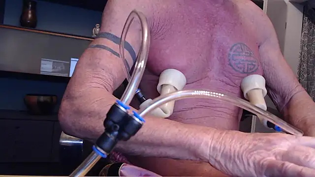 munichrubber online show from December 1, 6:02 pm