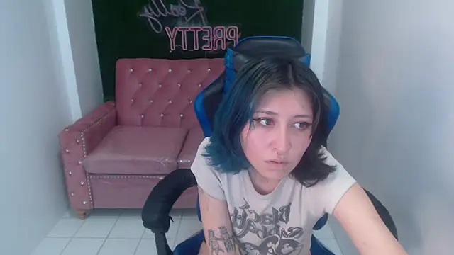 lissacatty t online show from March 6, 10:04 pm