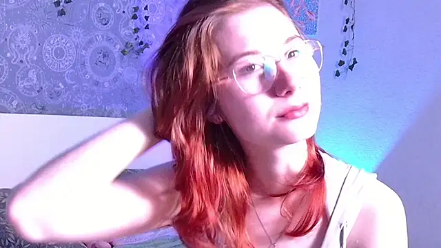 Cute Cate404 online show from September 18, 3:19 am