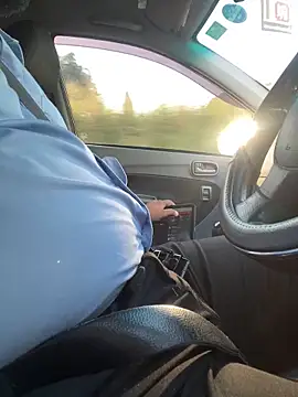 dam-her-boy online show from February 23, 11:40 am