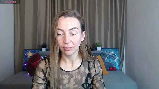 Kiss julli88I online show from March 21, 12:40 am