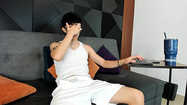 troy rouge online show from March 16, 12:00 pm