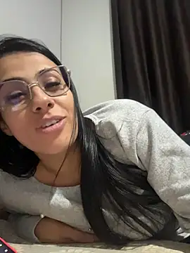 Snapshot of jheicylli chatting on June 14, 2:24 am jheicylli online show from June 14, 2:24 am