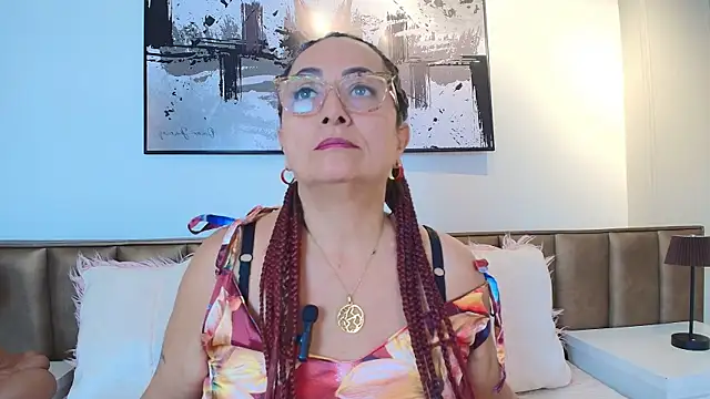Snapshot of AlessandraLeroy chatting on June 29, 12:49 pm AlessandraLeroy online show from June 29, 12:49 pm