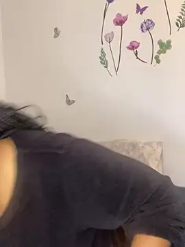 Nahomy gree online show from November 17, 5:02 am