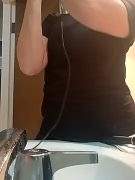 KITTYBOOBOOFUXX online show from November 18, 3:12 am