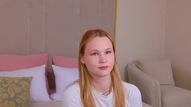 AmeliRoyse online show from April 29, 5:41 pm