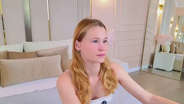 Snapshot of AmeliRoyse chatting on June 20, 5:27 pm AmeliRoyse online show from June 20, 5:27 pm