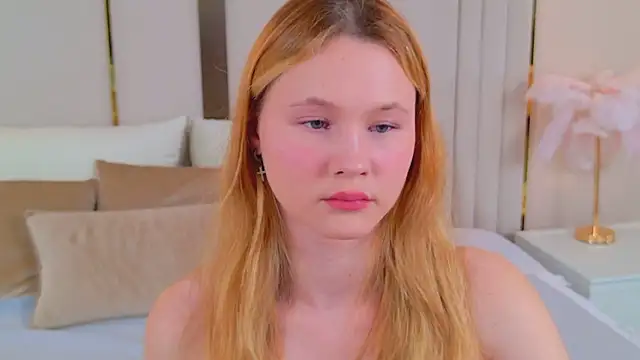 Snapshot of AmeliRoyse chatting on June 22, 5:21 pm AmeliRoyse online show from June 22, 5:21 pm