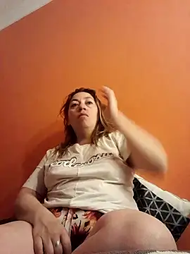 Snapshot of Luna-nevada chatting on October 27, 10:19 am Luna-nevada online show from October 27, 10:19 am