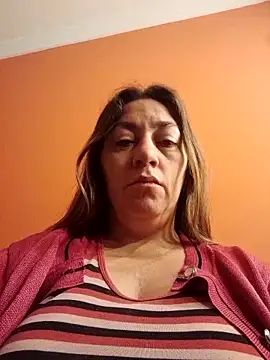 Snapshot of Luna-nevada chatting on November 5, 11:21 am Luna-nevada online show from November 5, 11:21 am