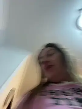 Snapshot of Luna-nevada chatting on November 13, 2:32 am Luna-nevada online show from November 13, 2:32 am