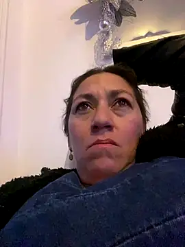 Snapshot of Luna-nevada chatting on December 5, 12:30 am Luna-nevada online show from December 5, 12:30 am