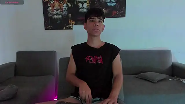 Snapshot of JesusA_94 chatting on March 12, 4:13 pm JesusA 94 online show from March 12, 4:13 pm