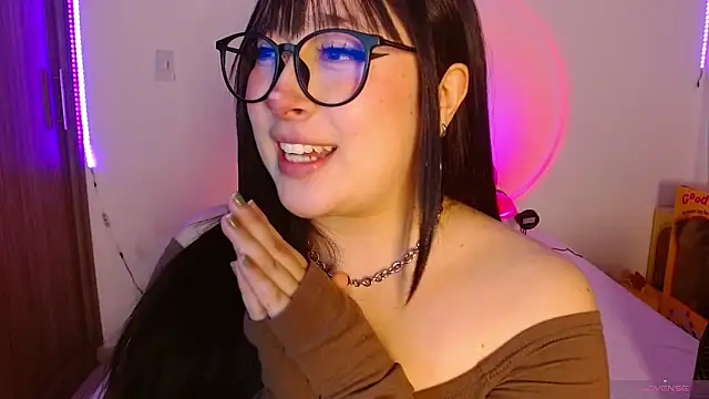 Oliviargf online show from April 30, 11:09 pm
