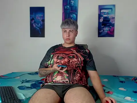 CrissConor online show from June 26, 3:38 pm