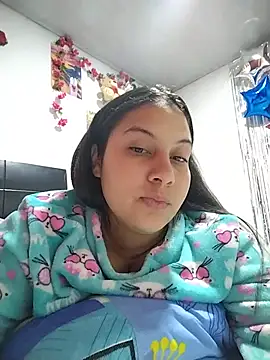esmeralda jadees online show from July 19, 2:21 pm