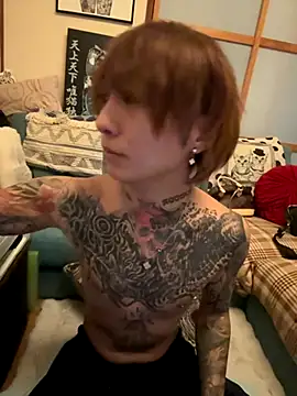 Snapshot of ryokunero chatting on September 13, 4:23 am ryokunero online show from September 13, 4:23 am