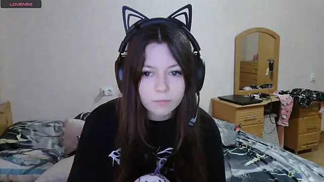 Snapshot of RendyDow chatting on October 17, 8:28 am RendyDow online show from October 17, 8:28 am